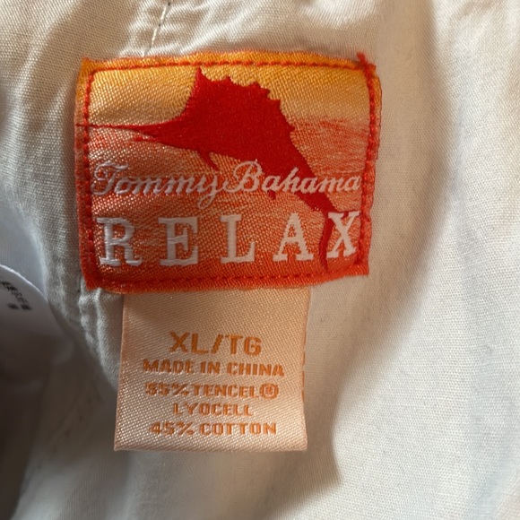 Tommy Bahama Relax shorts - Picture 3 of 4